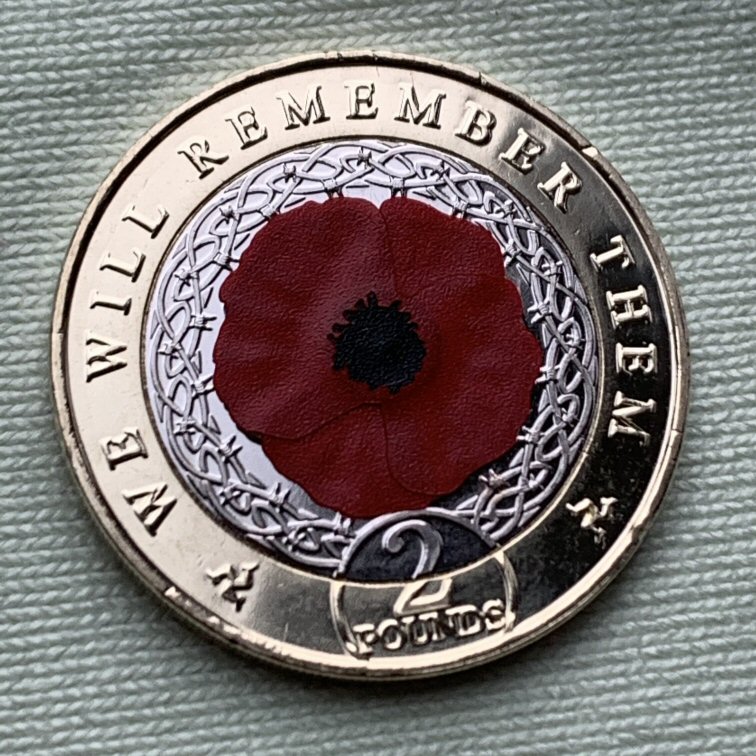 Colour Poppy £2 Coin 1
